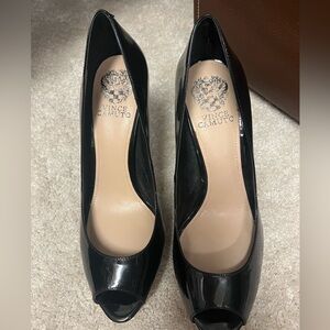 Vince Camuto black patent leather shoes